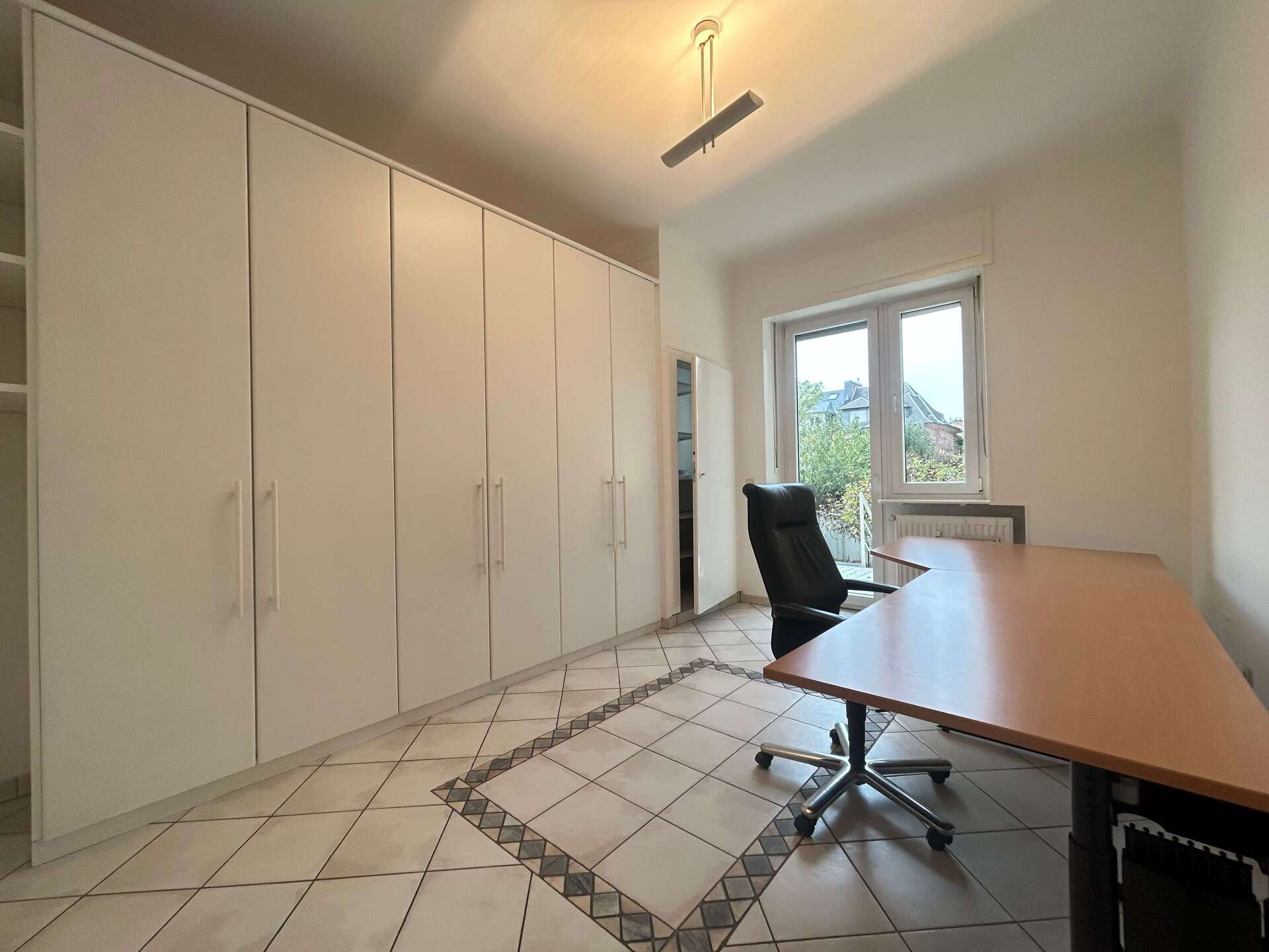 Bureau • 105.00m²